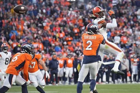 Broncos' surging defense gets three more takeaways in 29-12 win over Browns